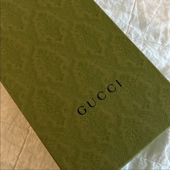 Gucci x Disney Donald Duck slides size 37 - Picture 4 of 4